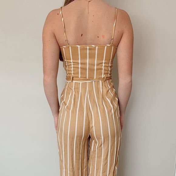 jumpsuit - Picture 3 of 3